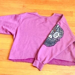 Vintage t-shirt on a Cropped Sweatshirt